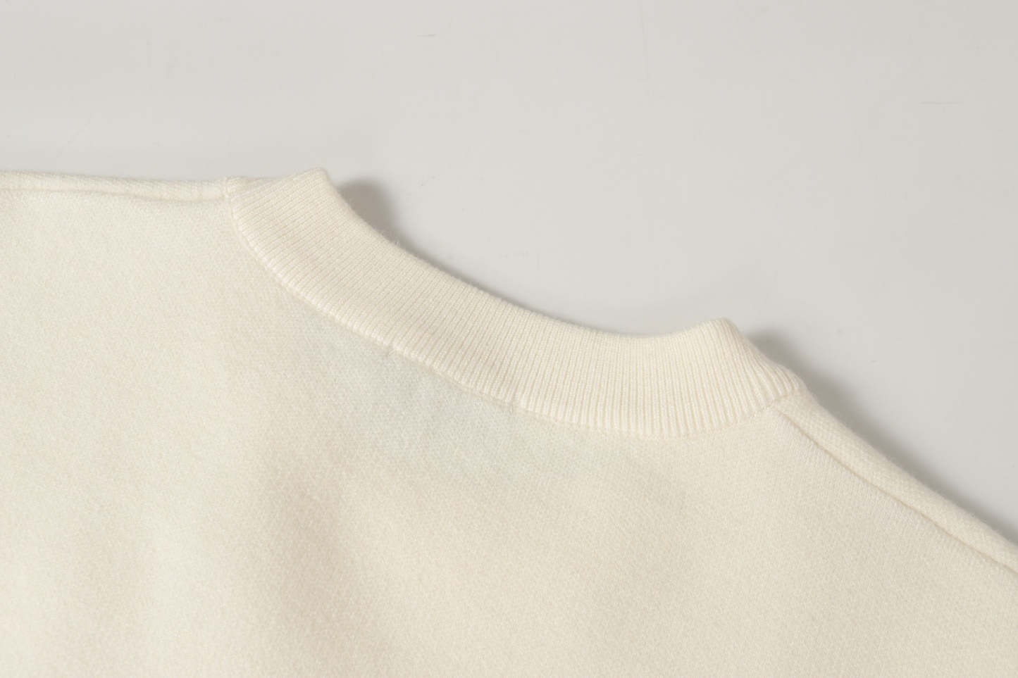 【LOEWE旗艦店】ロエベ セーター 男女兼用 ご好評に付き再入荷！