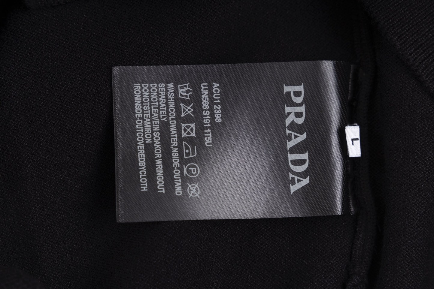 【PRADA旗艦店】プラダ セーター ご好評に付き再入荷！