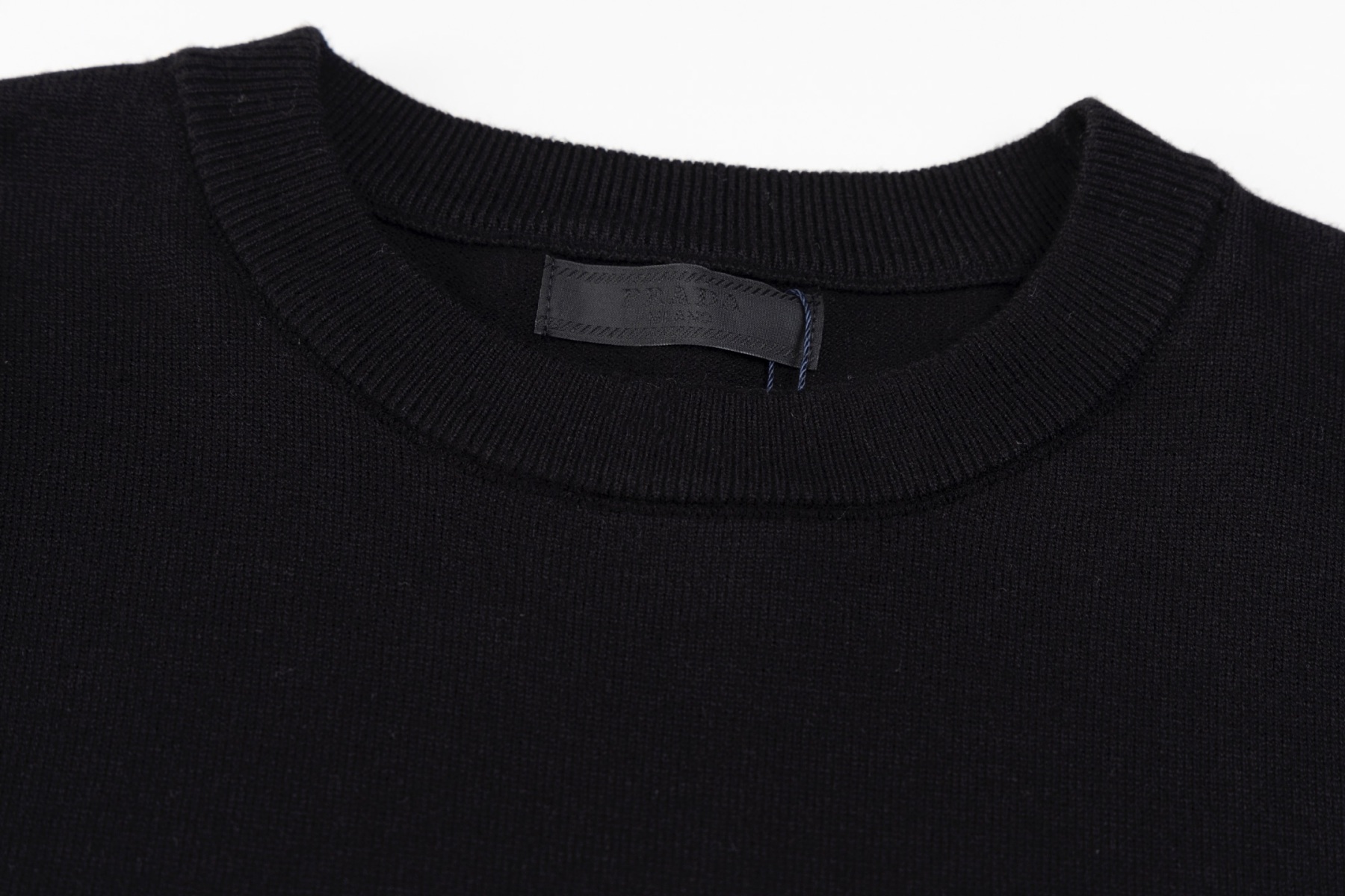 【PRADA旗艦店】プラダ セーター ご好評に付き再入荷！