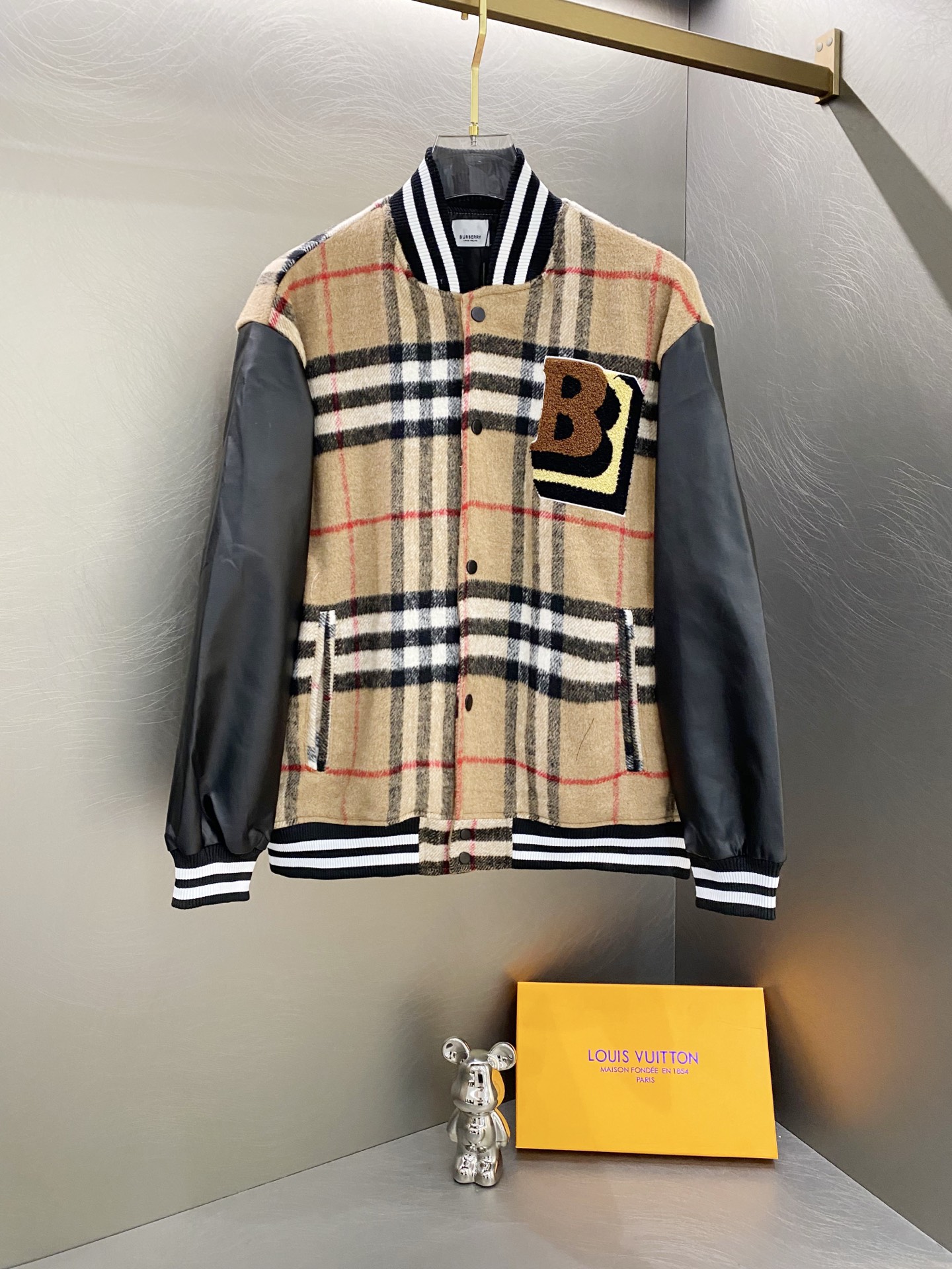 【BURBERRY旗艦店】バーバリー ジャケット 、ご好評に付き再入荷！