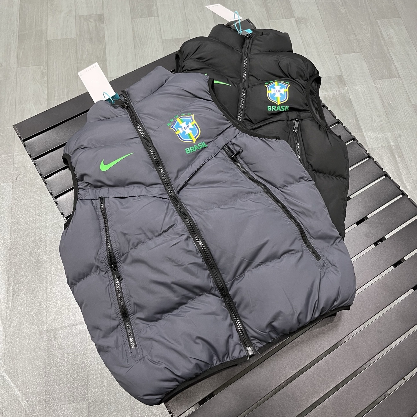 【NIKE旗艦店】ダウンベスト ご好評に付き再入荷！