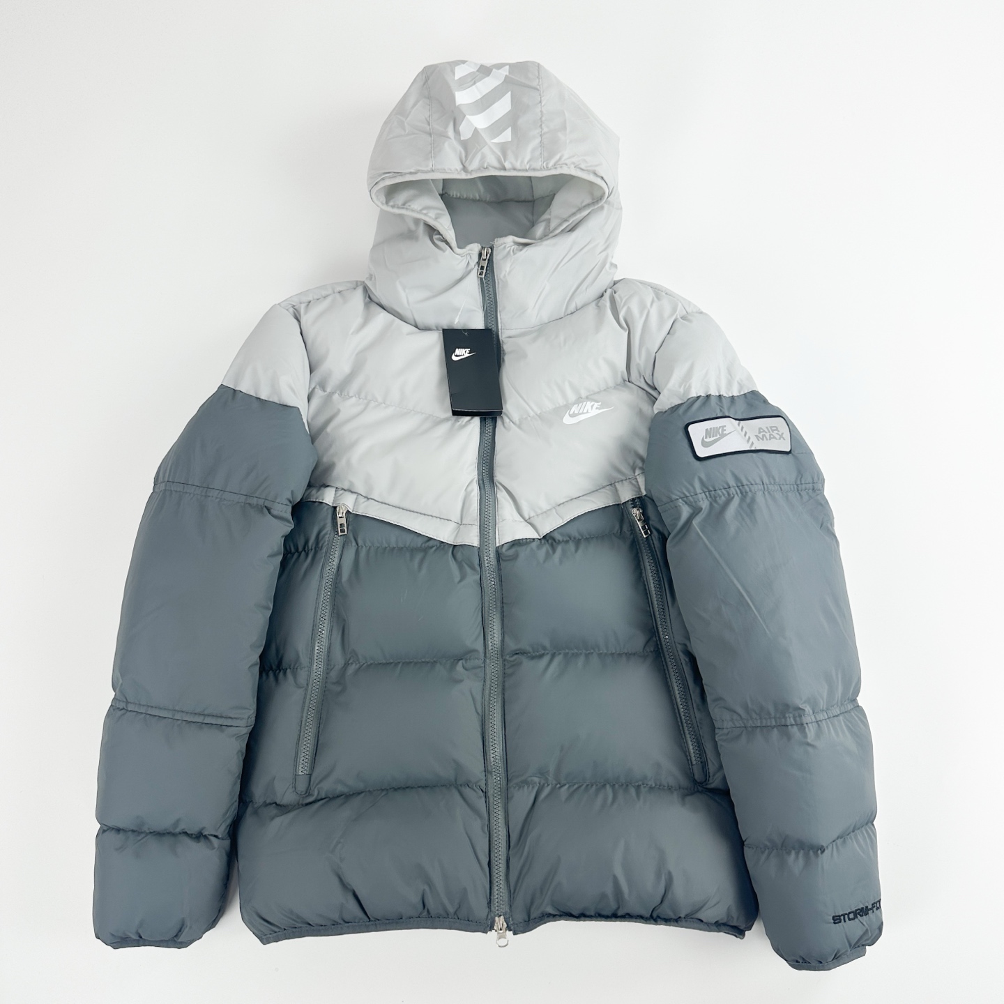 【NIKE公式旗艦店】ダウンジャケット 男女兼用 ご好評に付き再入荷！