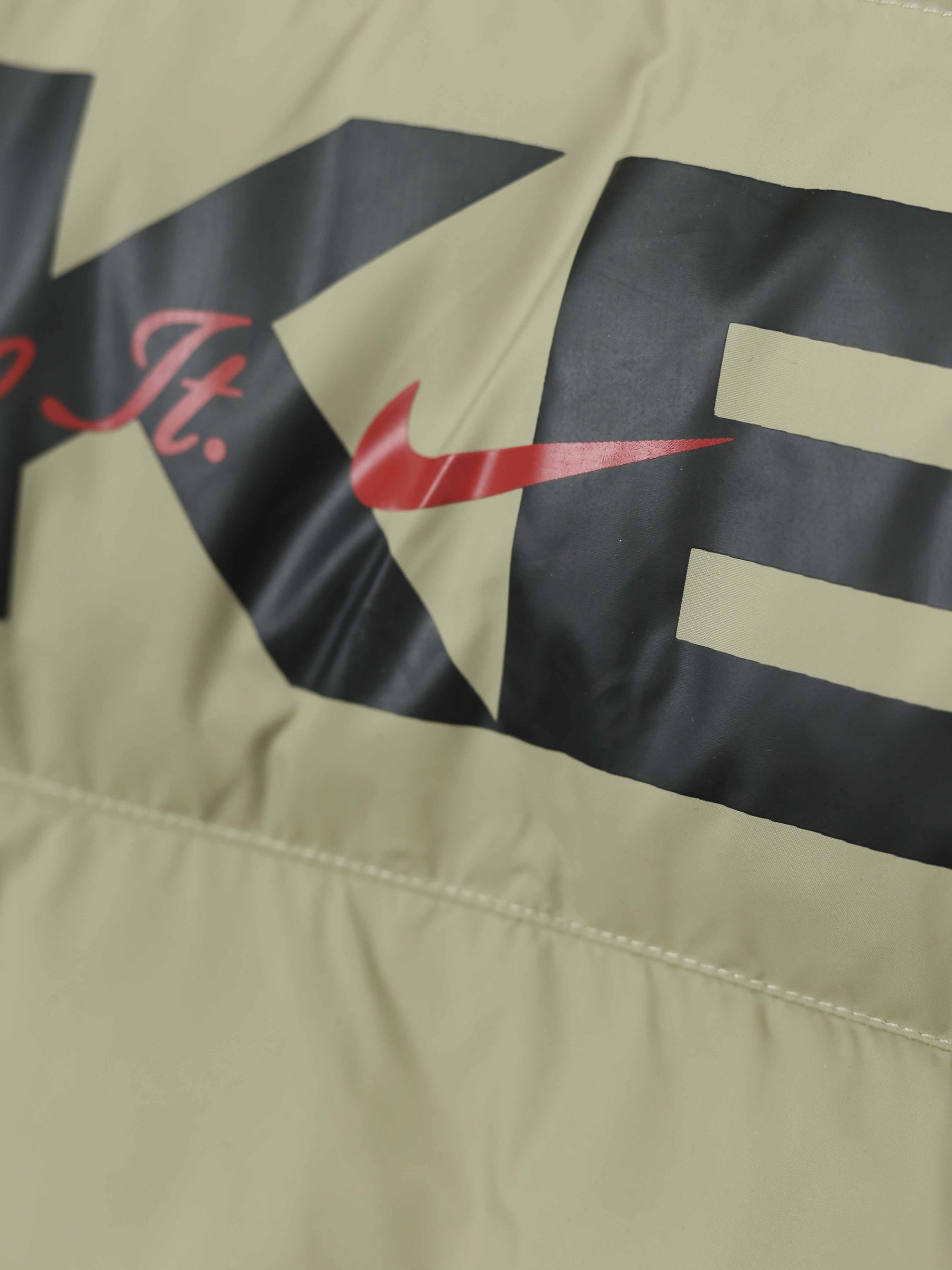 【NIKE公式旗艦店】ナイキ Windrunnerダウンジャケット ご好評に付き再入荷！