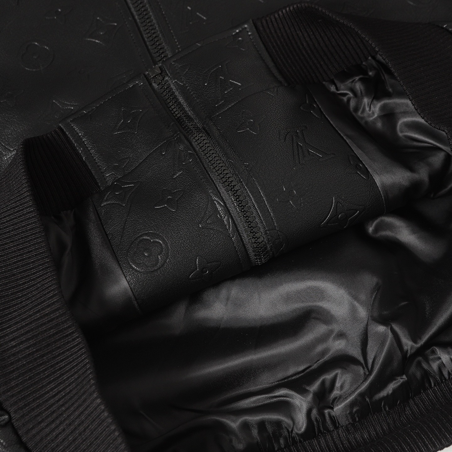 【Louis Vuitton公式旗艦店】ルイヴィトン ジャケット 、ご好評に付き再入荷！