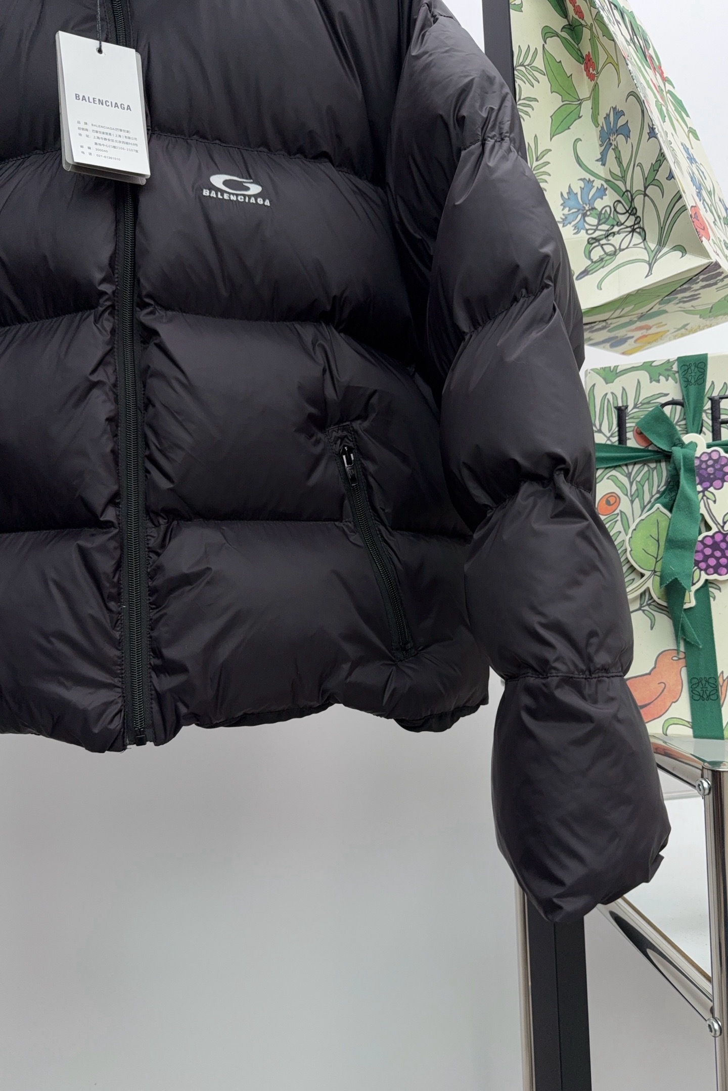 【BALENCIAGA旗艦店】バレンシアガ ダウンジャケット ご好評に付き再入荷！