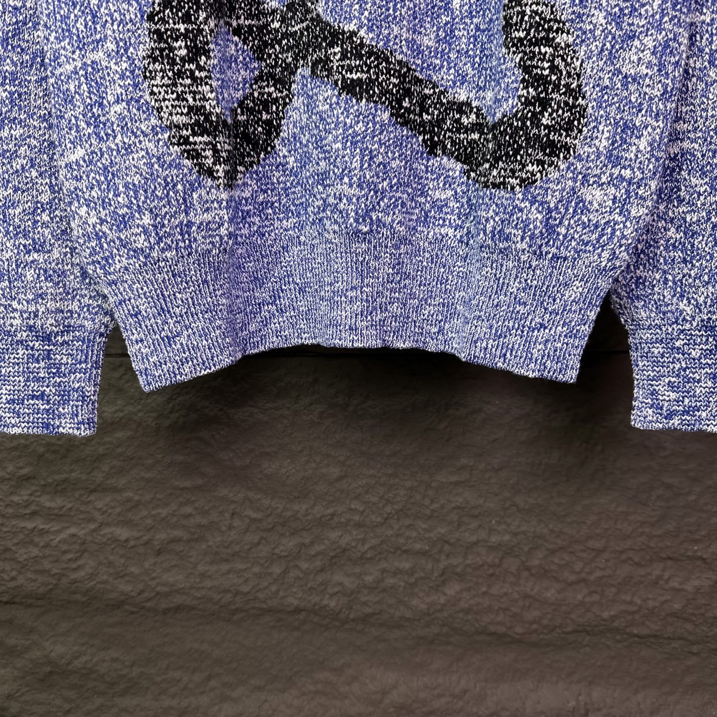 【LOEWE旗艦店】フェンディ セーター 男女兼用 ご好評に付き再入荷！