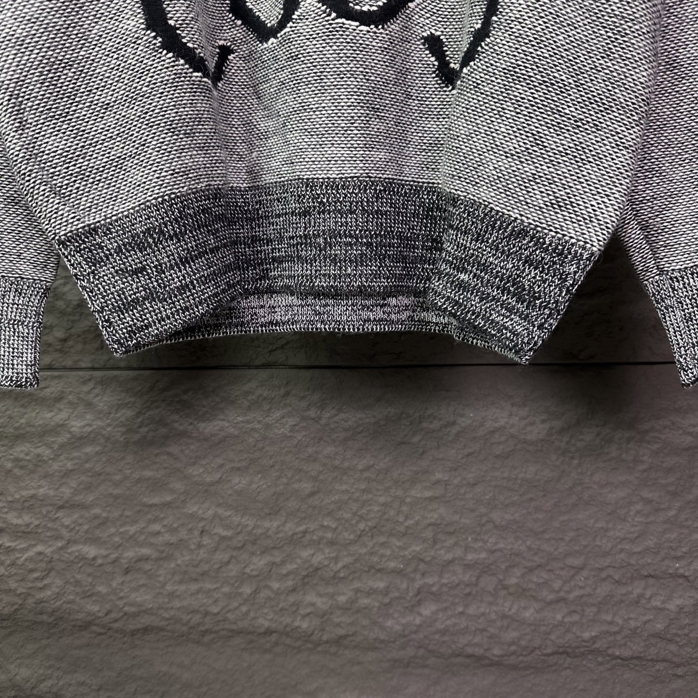 【LOEWE旗艦店】ロエベ セーター 男女兼用 ご好評に付き再入荷！