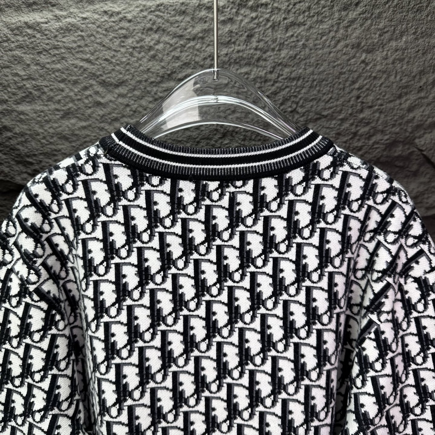 【DIOR旗艦店】ディオール セーター 男女兼用 ご好評に付き再入荷！