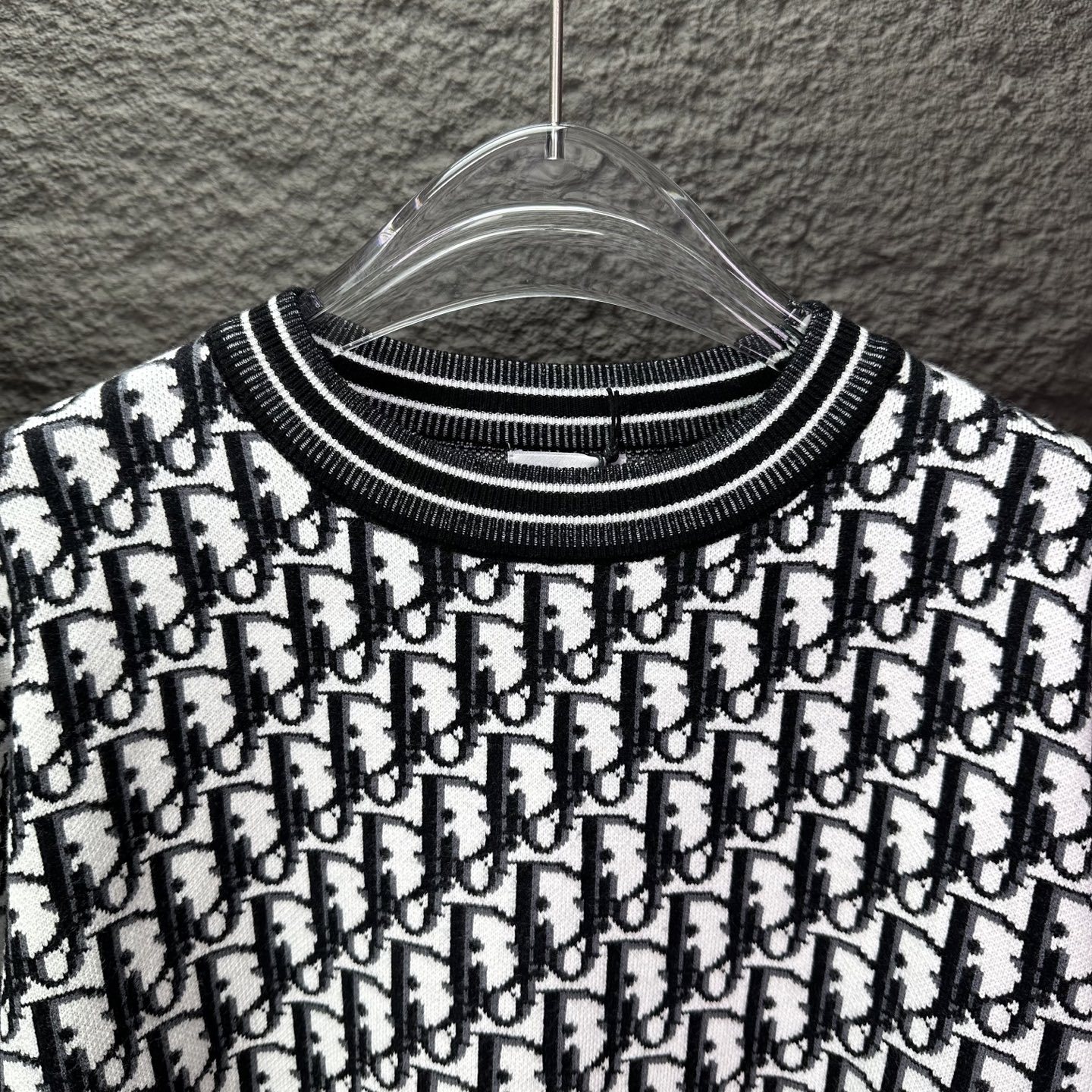 【DIOR旗艦店】ディオール セーター 男女兼用 ご好評に付き再入荷！