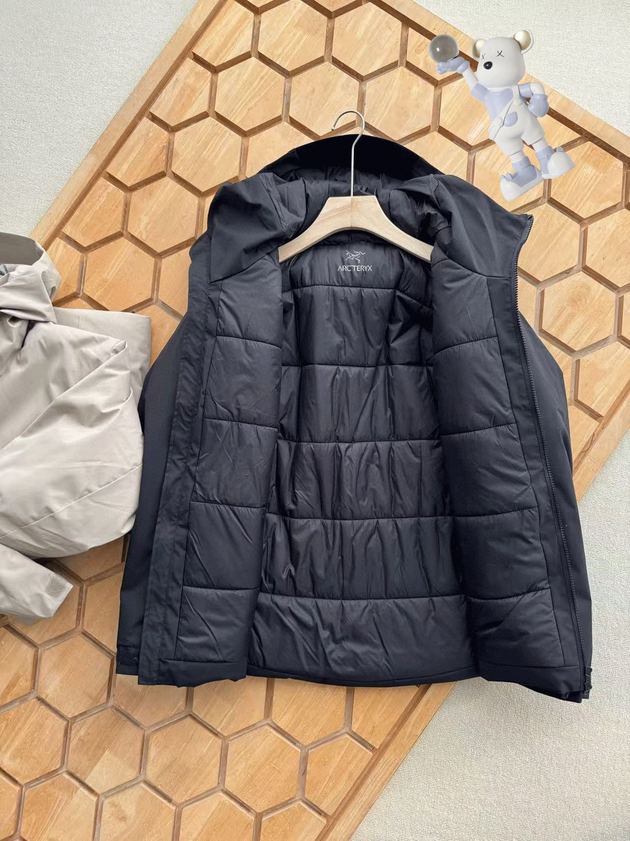 【ARC'TERYX旗艦店】ダウンジャケット 男女兼用 ご好評に付き再入荷！