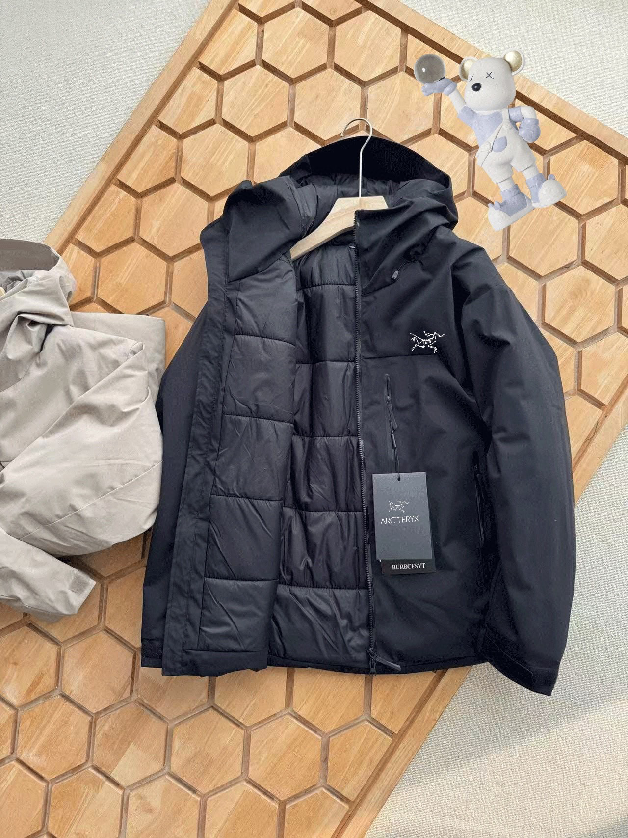 【ARC'TERYX旗艦店】ダウンジャケット 男女兼用 ご好評に付き再入荷！