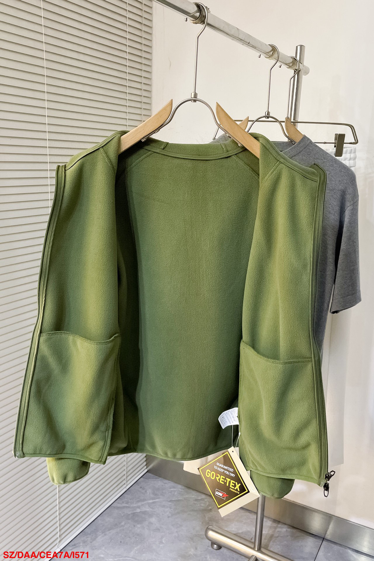 【ARC'TERYX旗艦店】ジャケット 男女兼用 ご好評に付き再入荷！