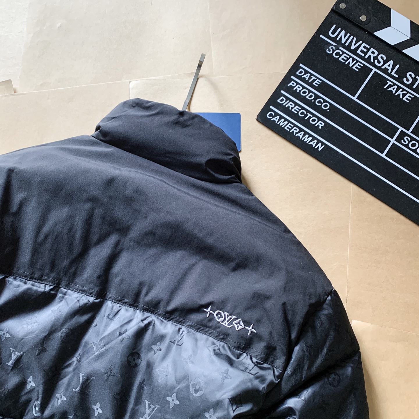 【LOUIS VUITTON旗艦店】ルイヴィトン ダウンジャケット ご好評に付き再入荷！