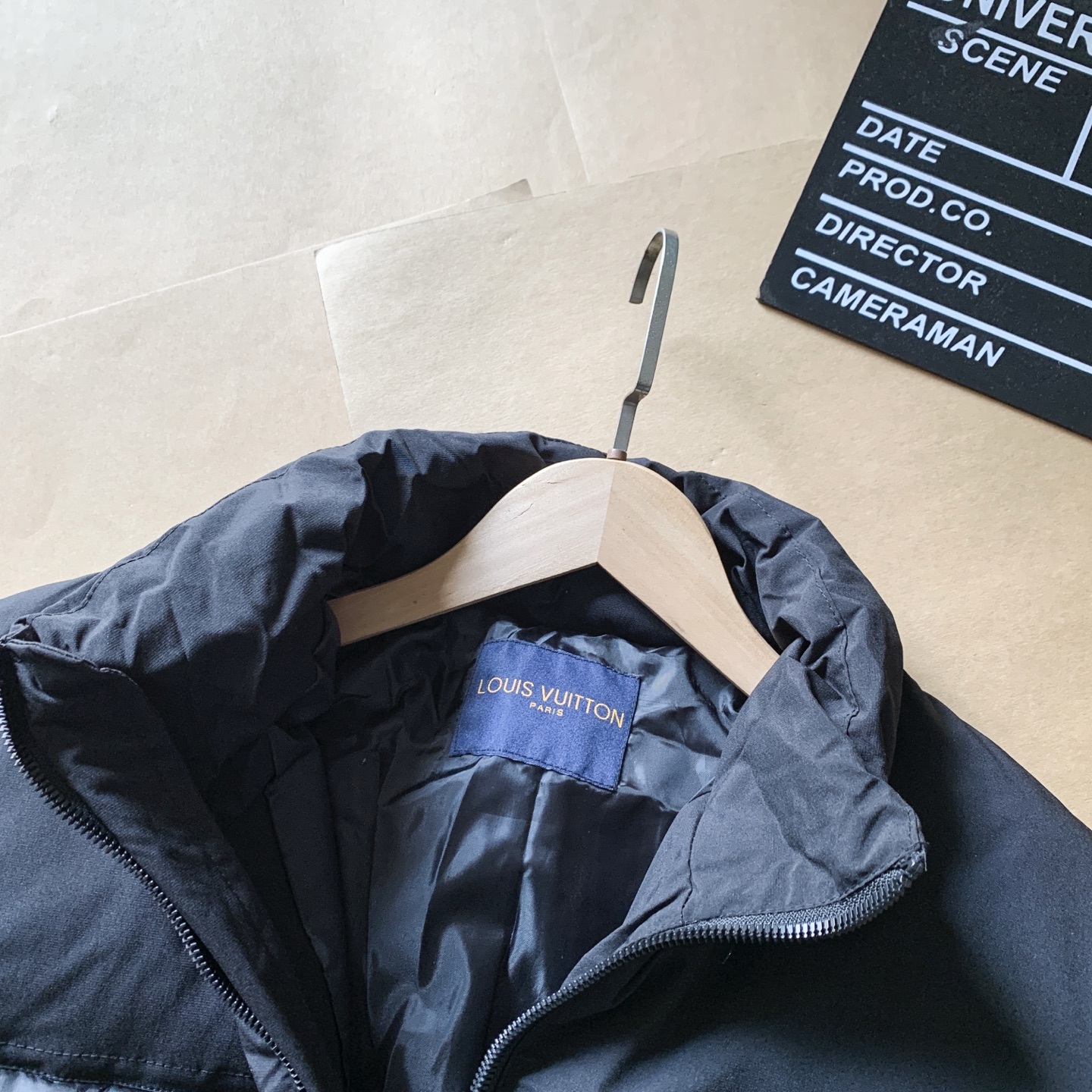 【LOUIS VUITTON旗艦店】ルイヴィトン ダウンジャケット ご好評に付き再入荷！