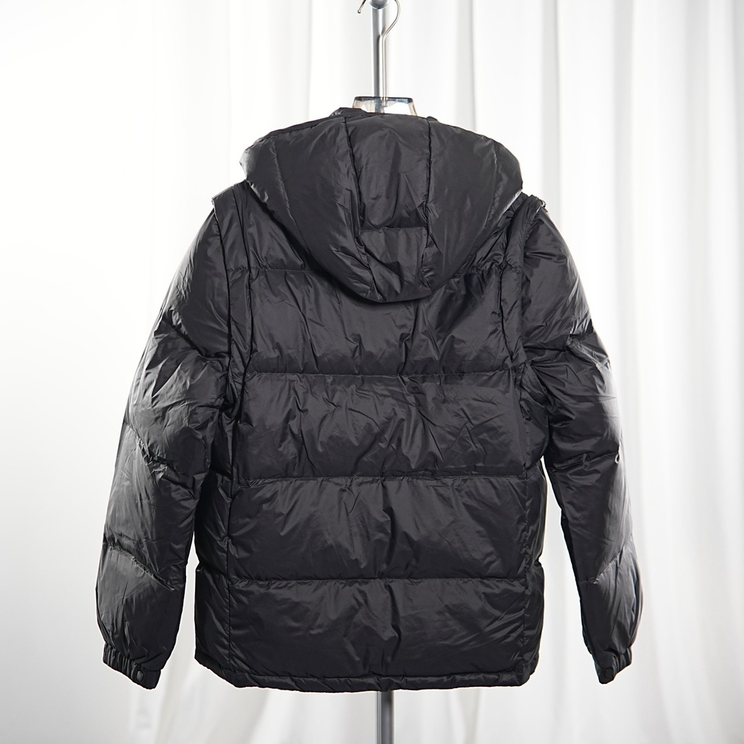 【MONCLER 公式旗艦店】モンクレール ダウンジャケット ご好評に付き再入荷！