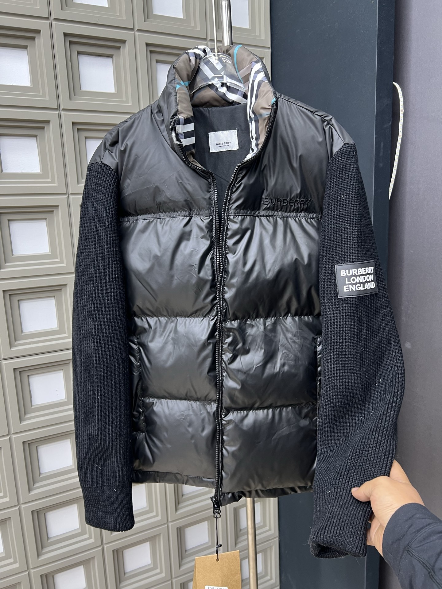 【BURBERRY旗艦店】バーバリー ダウンジャケット ご好評に付き再入荷！