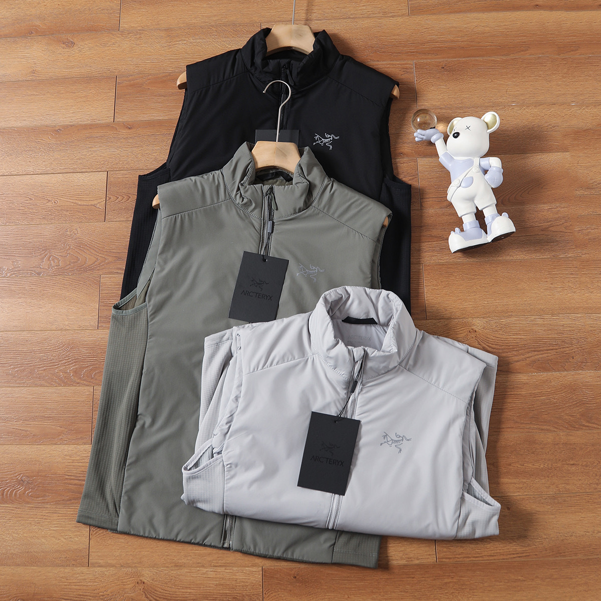 【ARC'TERYX旗艦店】ダウンベスト 男女兼用 ご好評に付き再入荷！