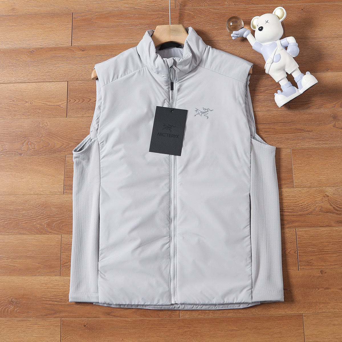 【ARC'TERYX旗艦店】ダウンベスト 男女兼用 ご好評に付き再入荷！