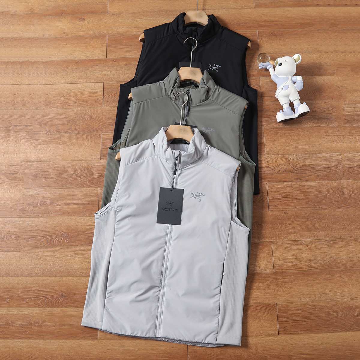 【ARC'TERYX旗艦店】ダウンベスト 男女兼用 ご好評に付き再入荷！