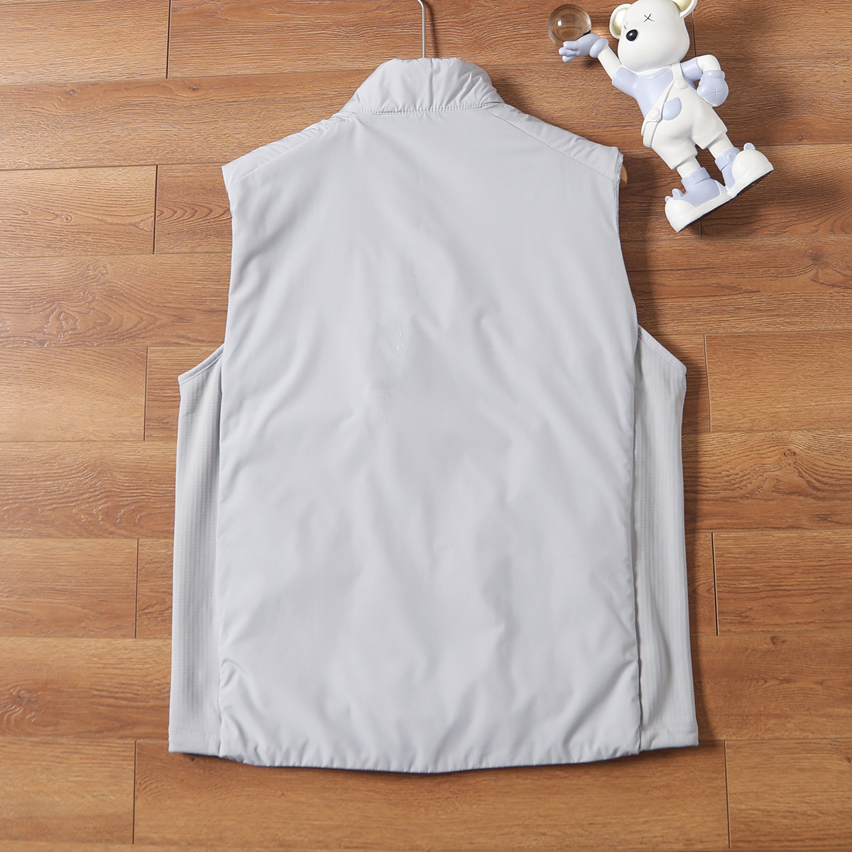 【ARC'TERYX旗艦店】ダウンベスト 男女兼用 ご好評に付き再入荷！