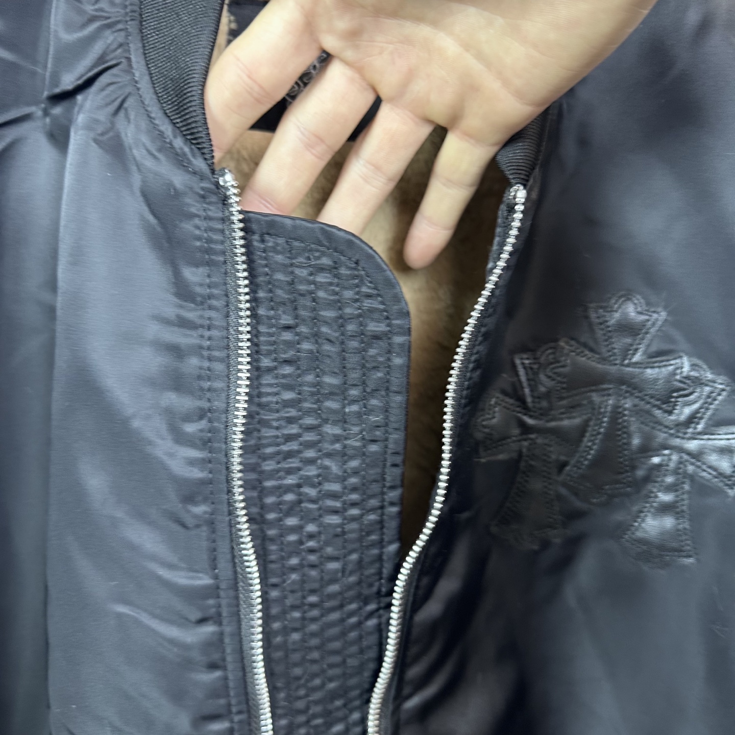 【CHROME HEARTS旗艦店】クロムハーツ ジャケット ご好評に付き再入荷！