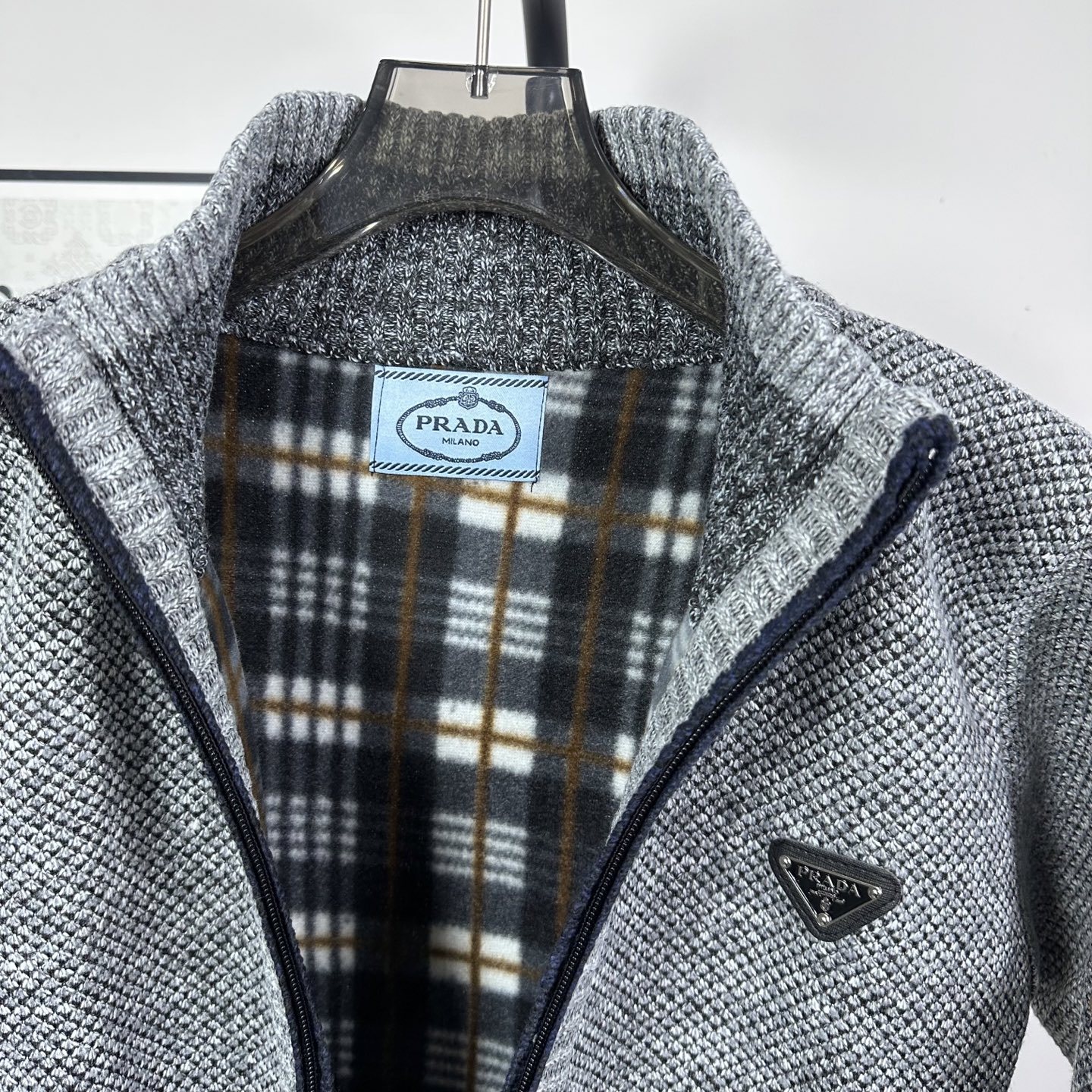 【PRADA旗艦店】プラダ ジャケット ご好評に付き再入荷！