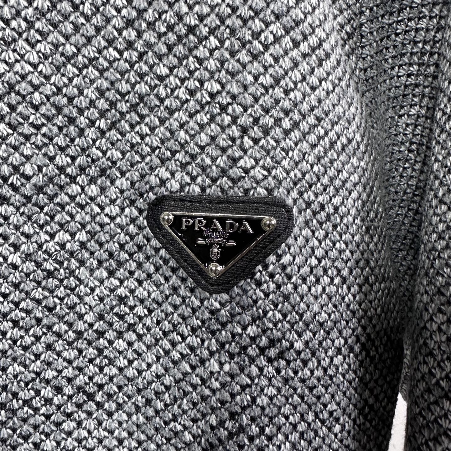 【PRADA旗艦店】プラダ ジャケット ご好評に付き再入荷！