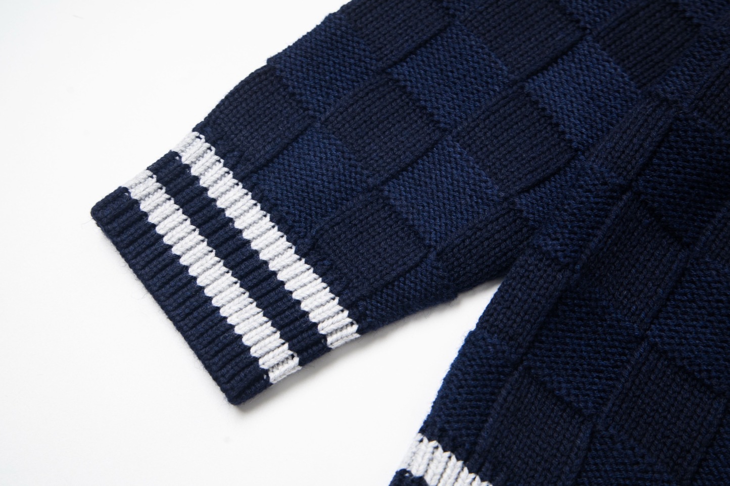 【LOUIS VUITTON旗艦店】ルイヴィトン ジャケット ご好評に付き再入荷！