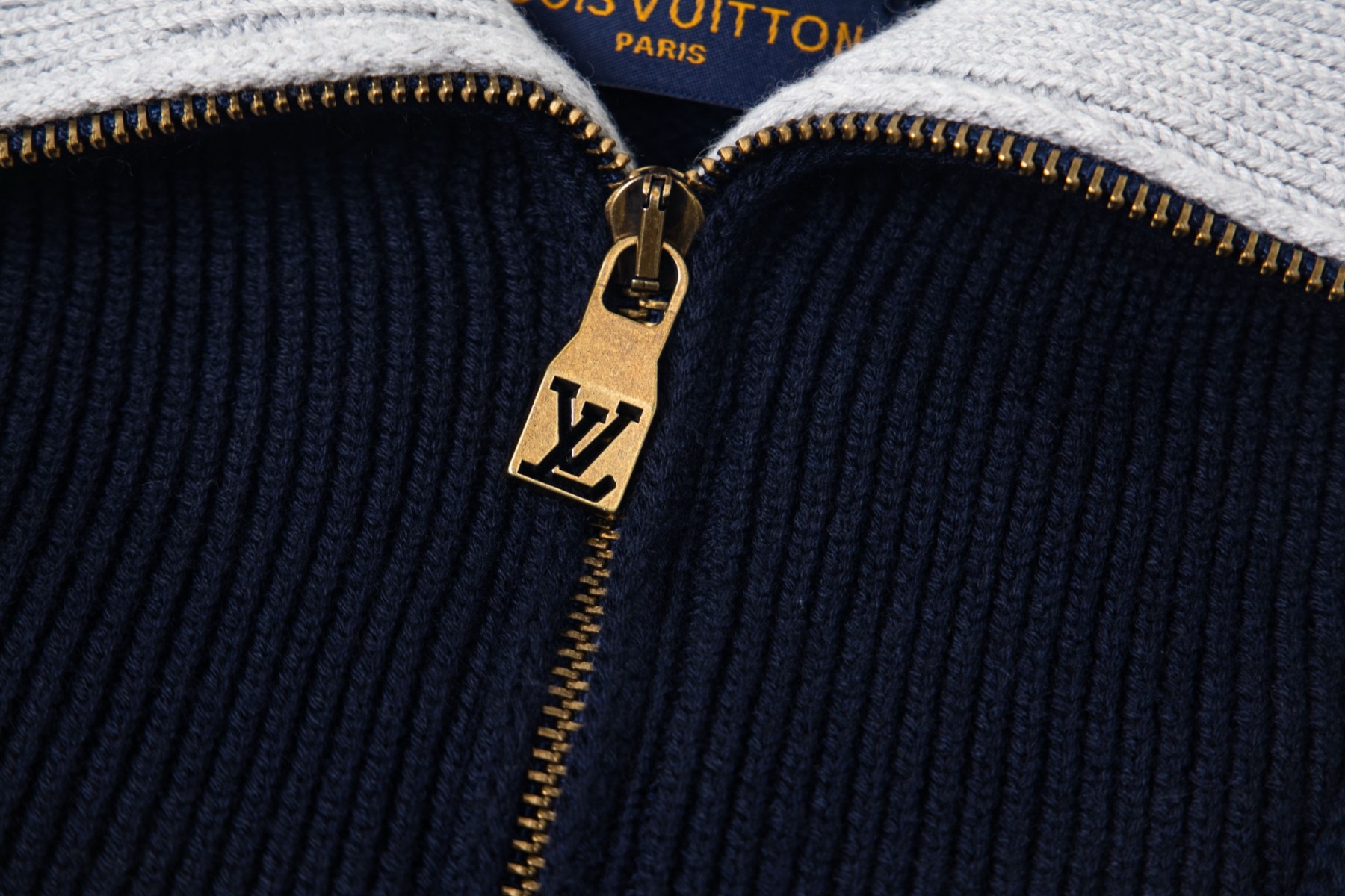 【LOUIS VUITTON旗艦店】ルイヴィトン ジャケット ご好評に付き再入荷！