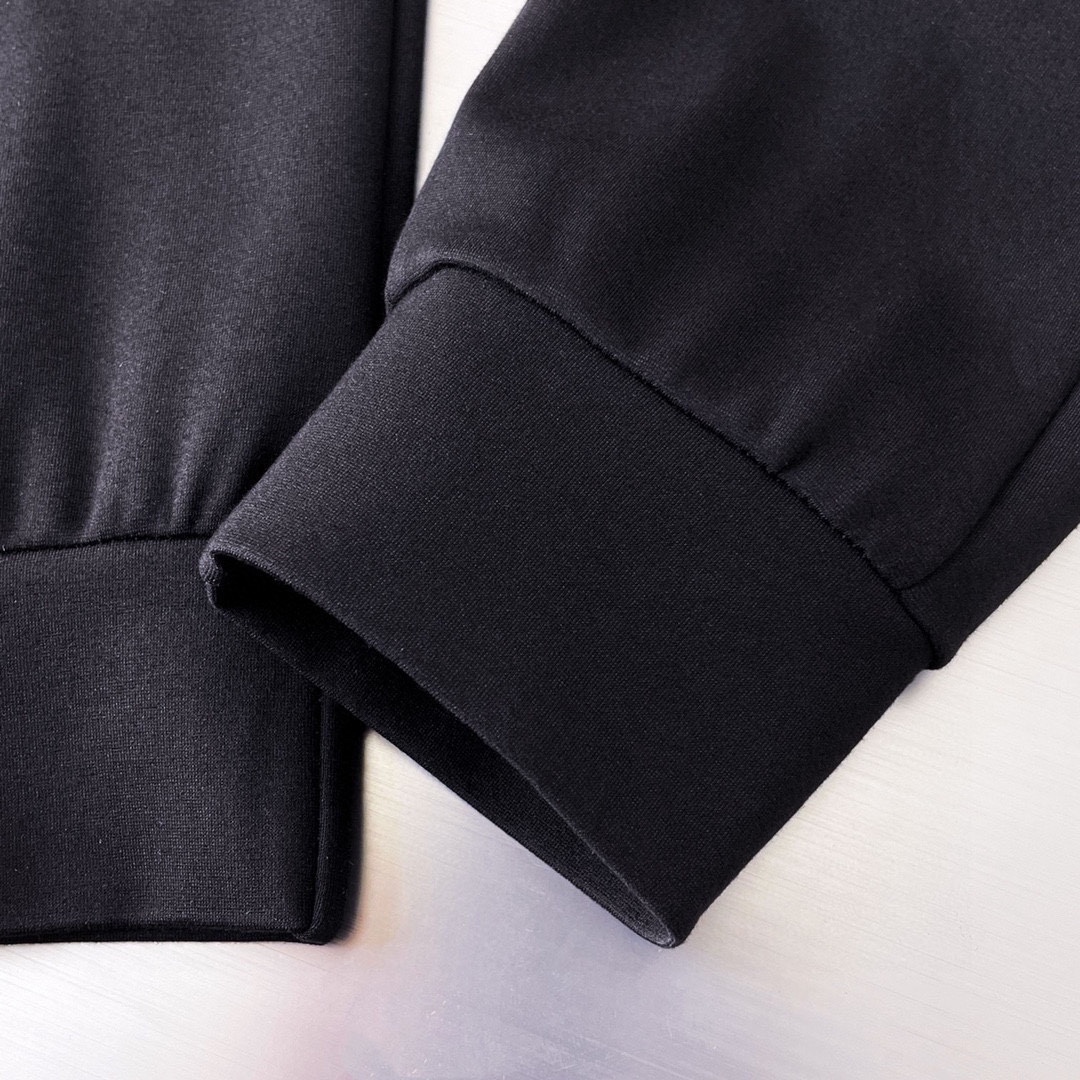 【ARMANI公式旗艦店】上下セット セットアップ ご好評に付き再入荷！