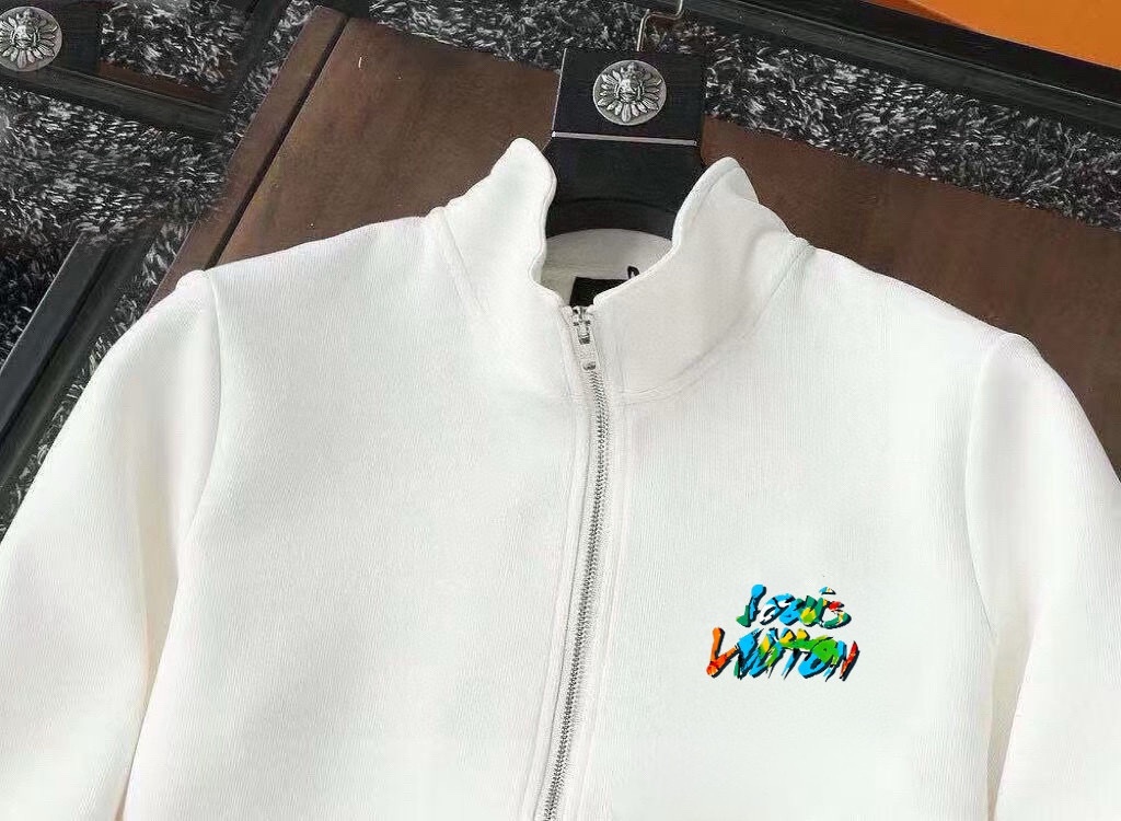 【LOUIS VUITTON旗艦店】ルイヴィトン 上下セット セットアップ ご好評に付き再入荷！