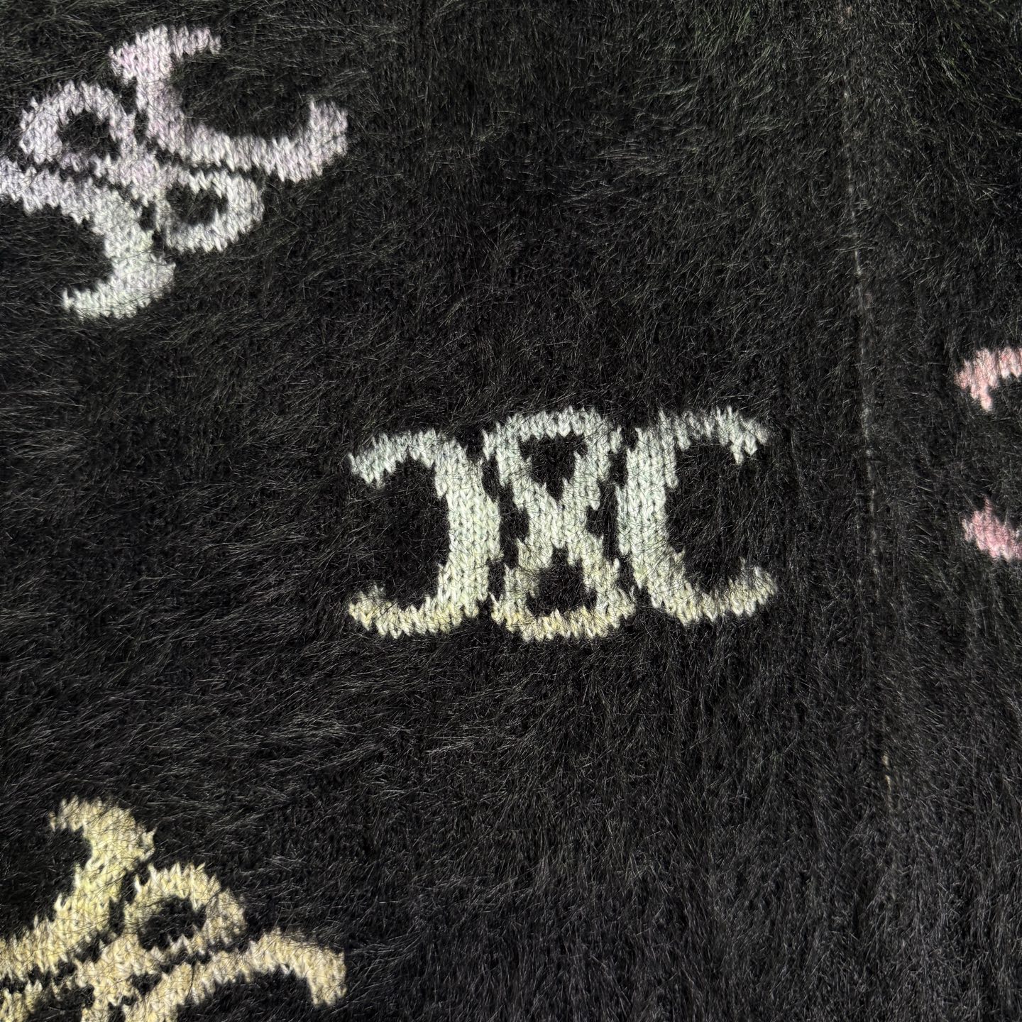 【CELINE旗艦店】セリーヌ フード付きジャケット ご好評に付き再入荷！