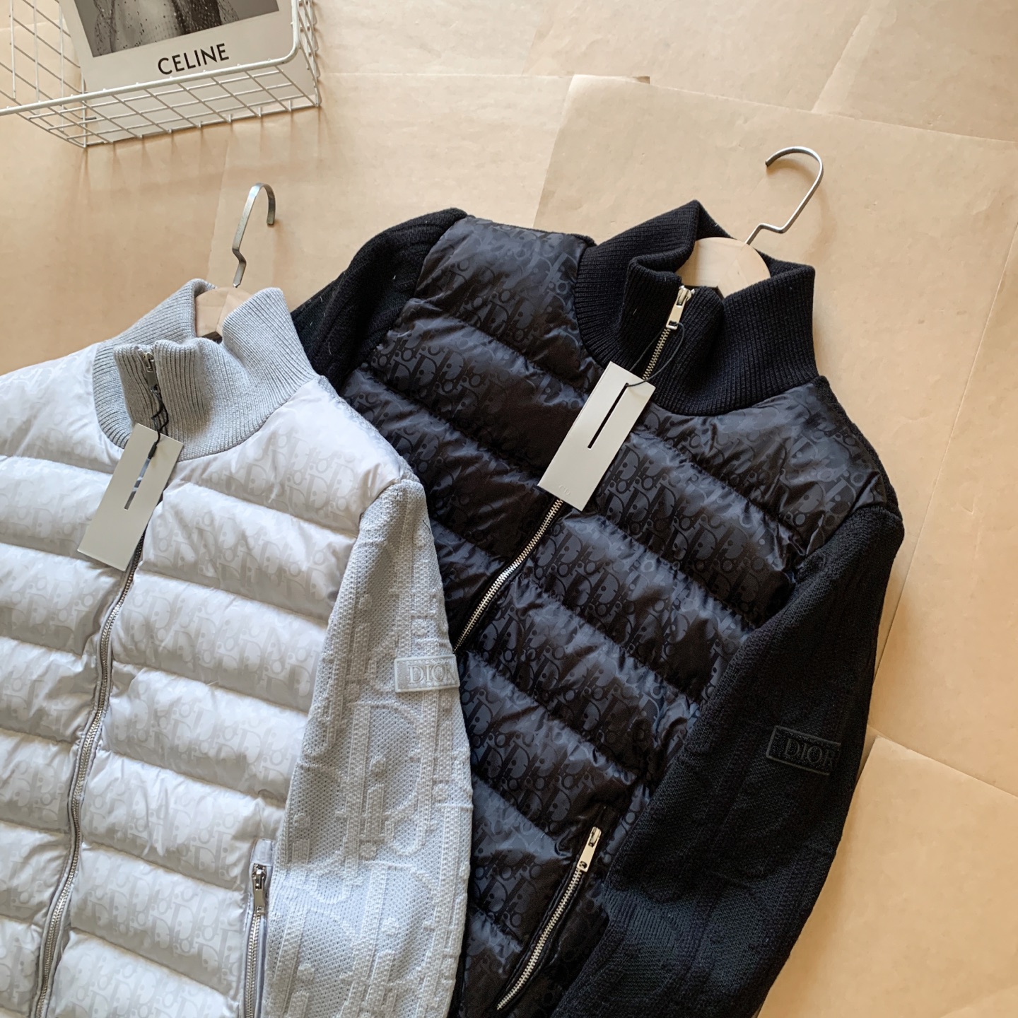 【DIOR旗艦店】（ディオール）ニットダウンジャケット ご好評に付き再入荷！