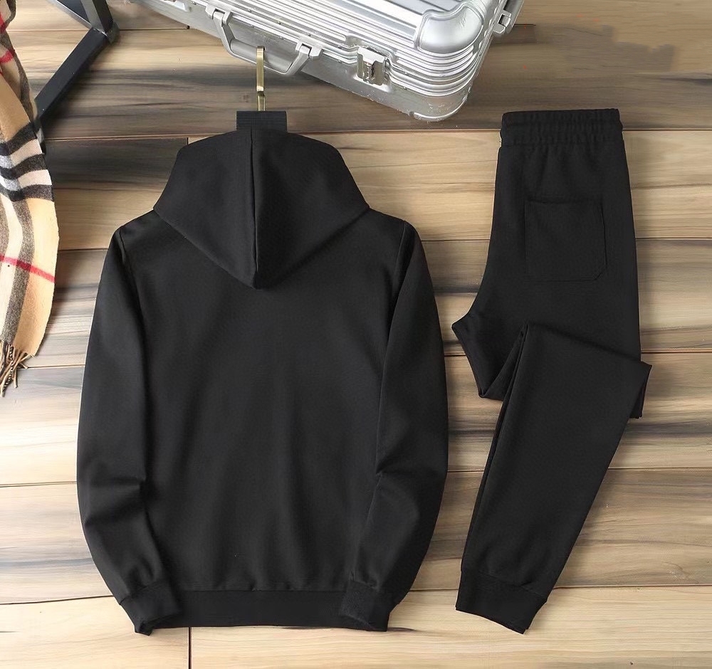 【GUCCI公式旗艦店】グッチ 上下セット セットアップ ご好評に付き再入荷！