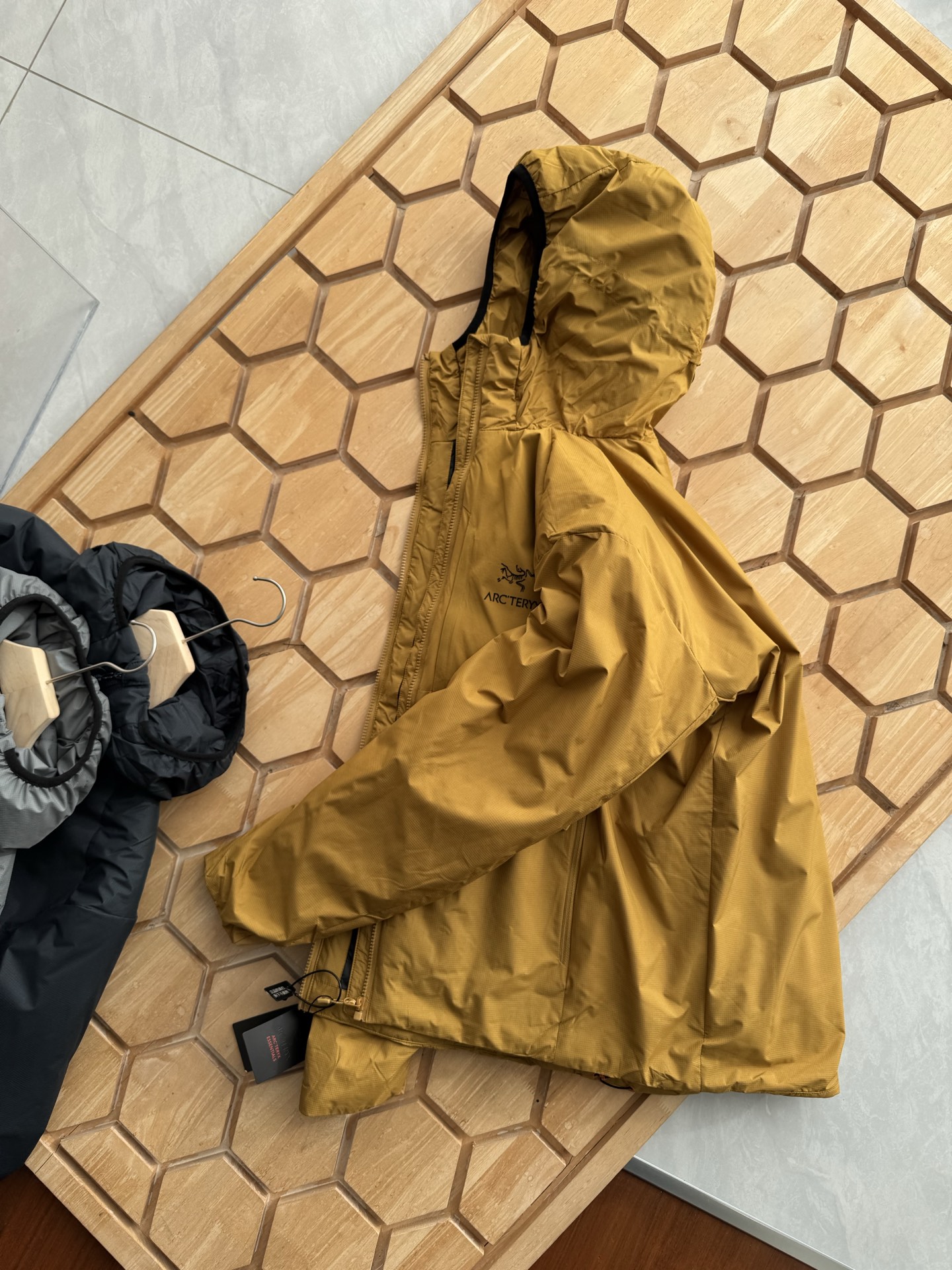 【ARC'TERYX旗艦店】ダウンジャケット 男女兼用 ご好評に付き再入荷！