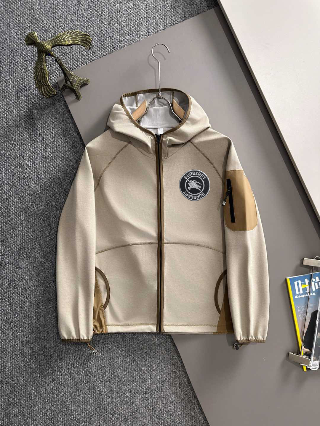 【BURBERRY旗艦店】バーバリー ジャケット 、ご好評に付き再入荷！