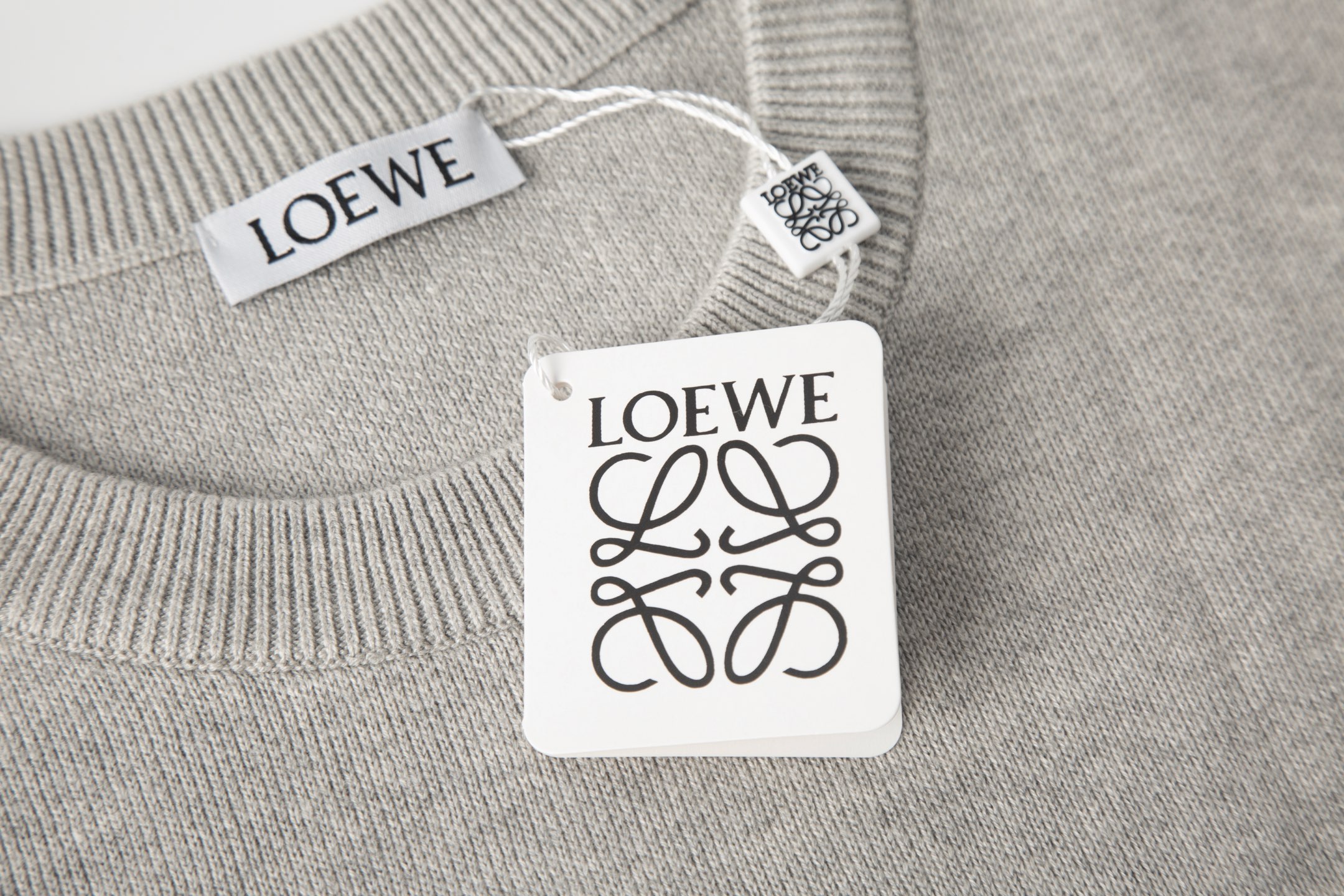 【LOEWE旗艦店】ロエベ セーター 男女兼用 ご好評に付き再入荷！