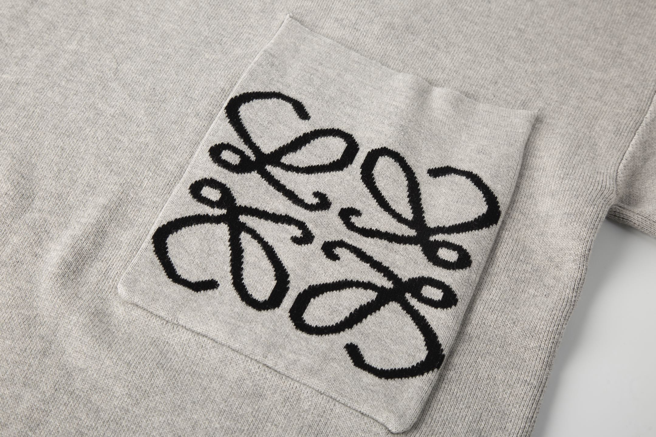 【LOEWE旗艦店】ロエベ セーター 男女兼用 ご好評に付き再入荷！