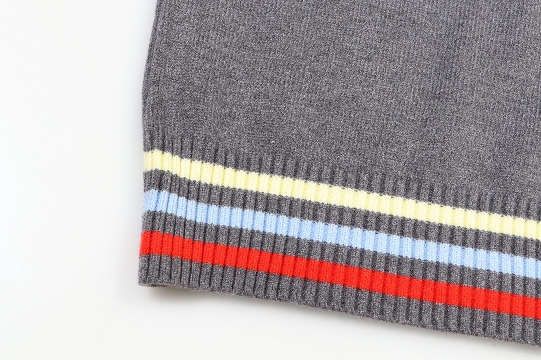 【DIOR旗艦店】ディオール セーター 男女兼用 ご好評に付き再入荷！