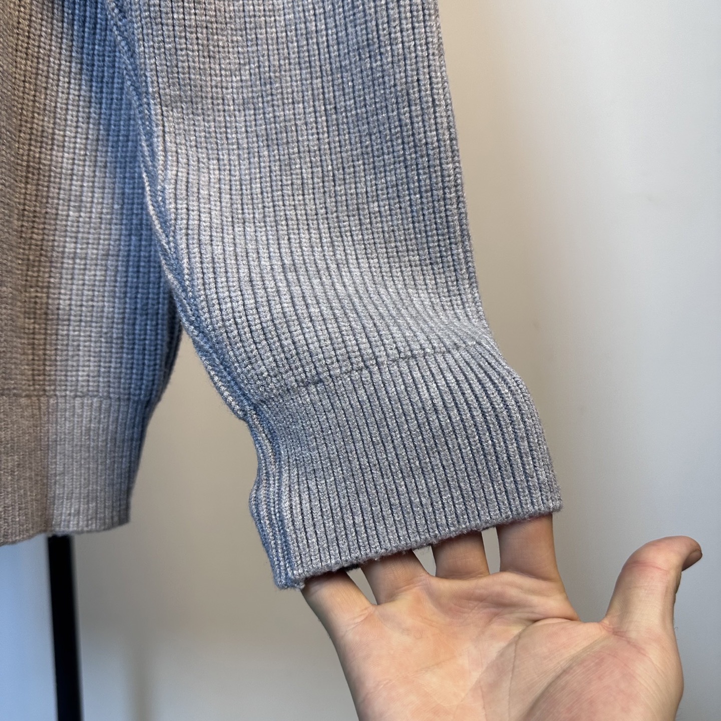 【CELINE 公式旗艦店】 セリーヌ セーター ご好評に付き再入荷！