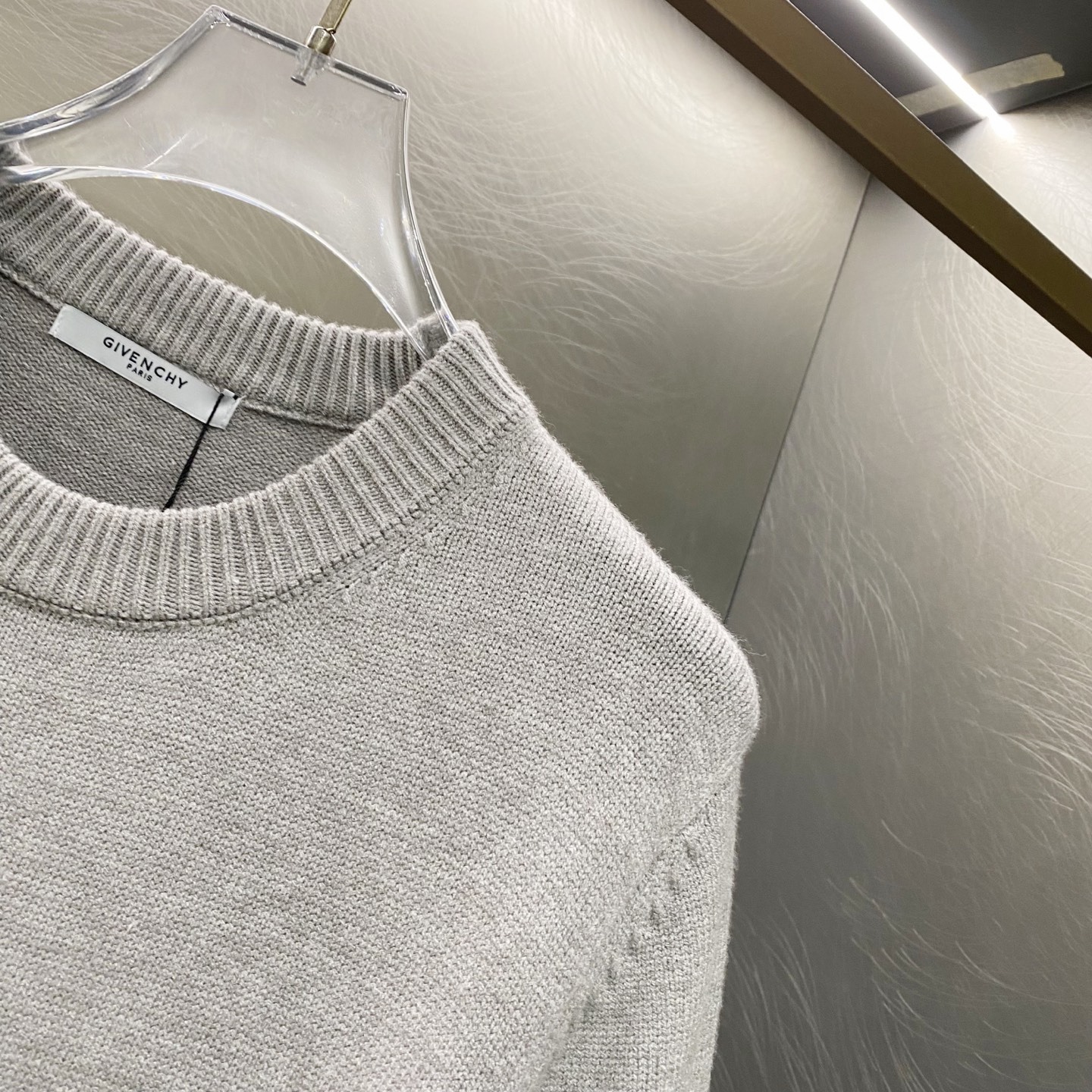 【GIVENCHY旗艦店】ジバンシー セーター ご好評に付き再入荷！