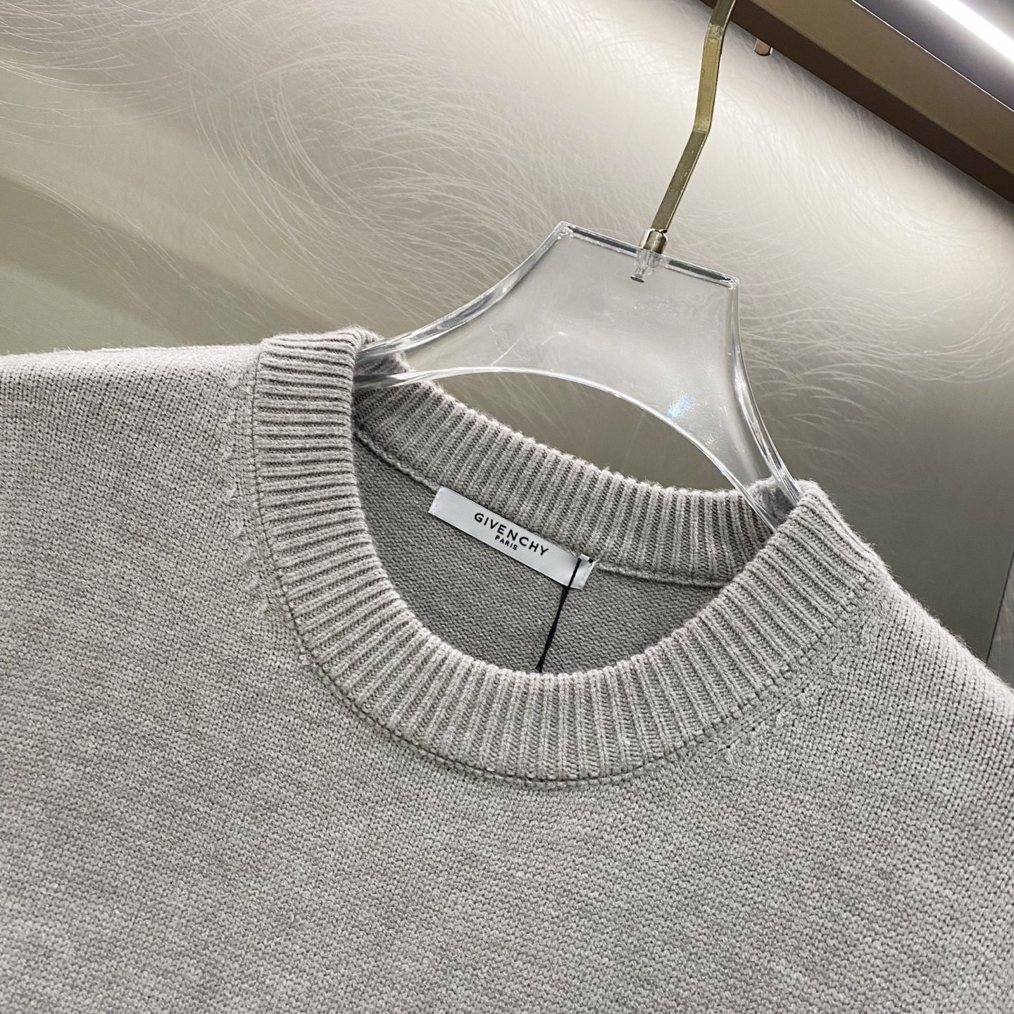 【GIVENCHY旗艦店】ジバンシー セーター ご好評に付き再入荷！