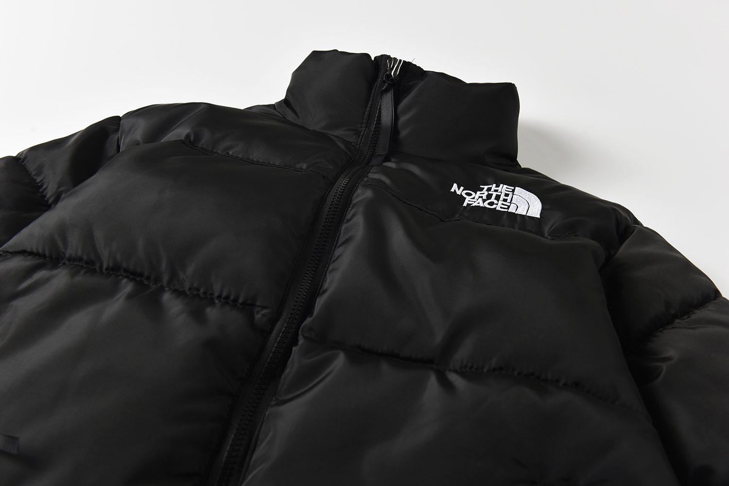 【The North Face 公式 旗艦店】ダウンジャケット ご好評に付き再入荷！10色
