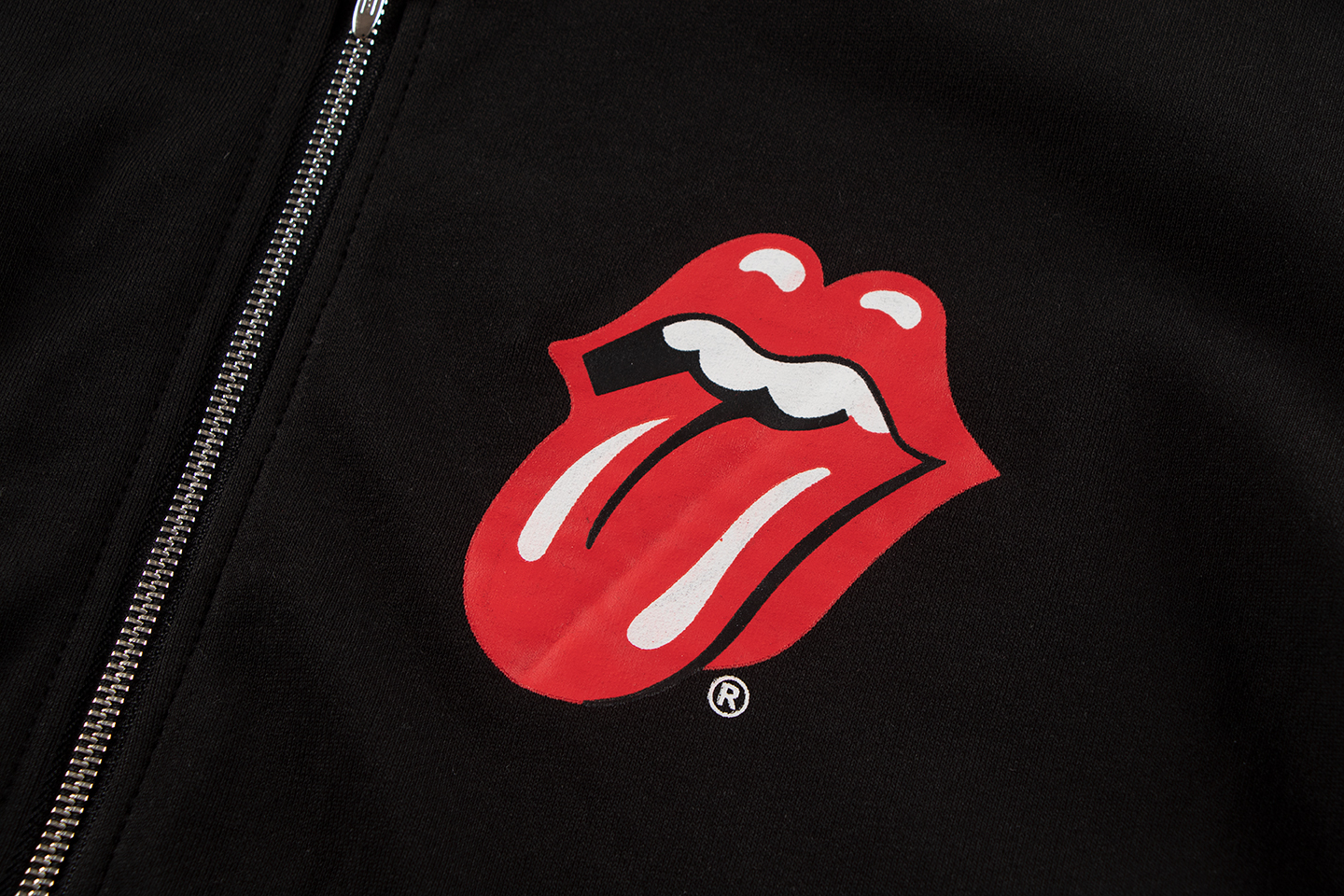 【CHROME HEARTS】クロムハーツ パーカー 男女兼用、ご好評に付き再入荷！