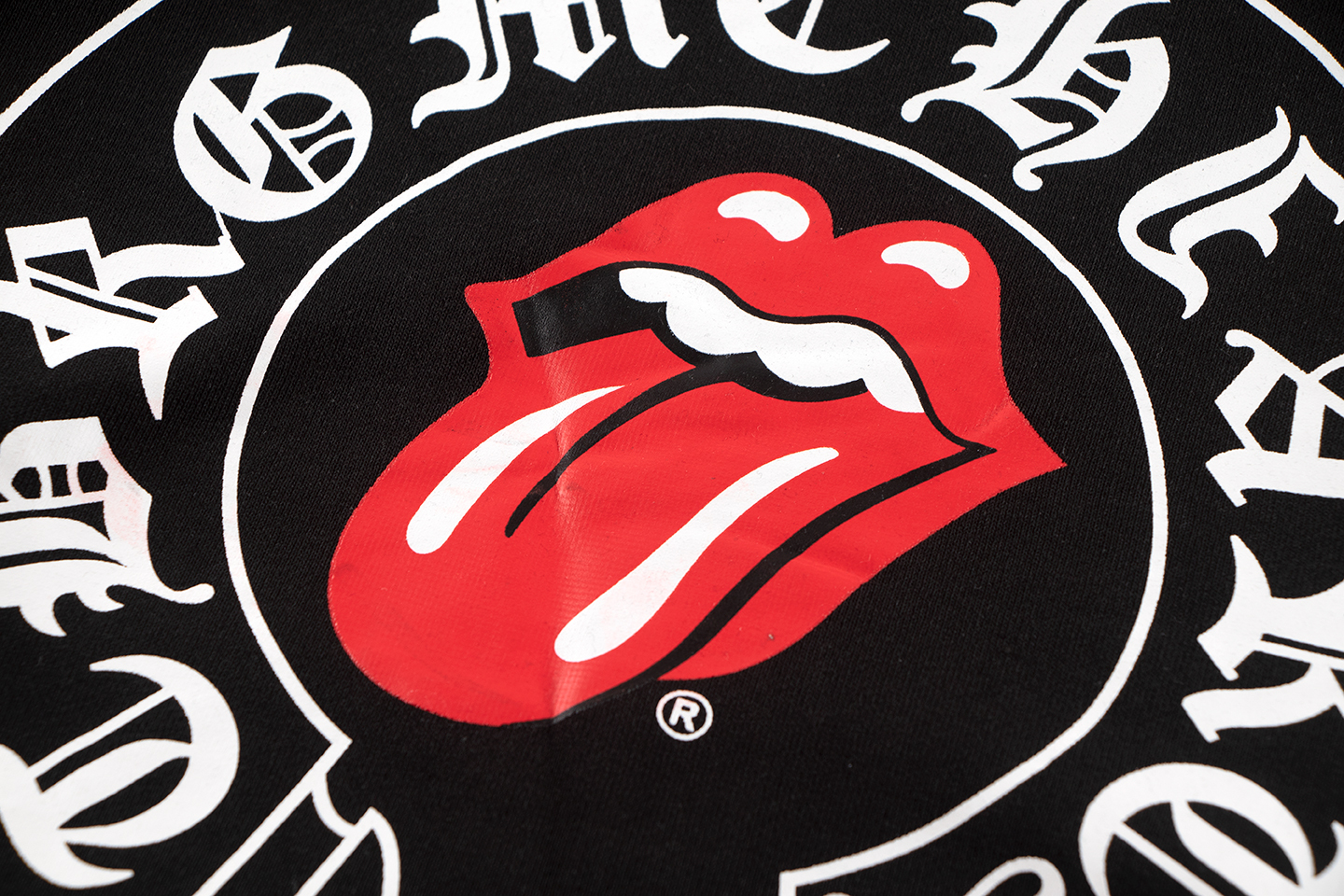 【CHROME HEARTS】クロムハーツ パーカー 男女兼用、ご好評に付き再入荷！