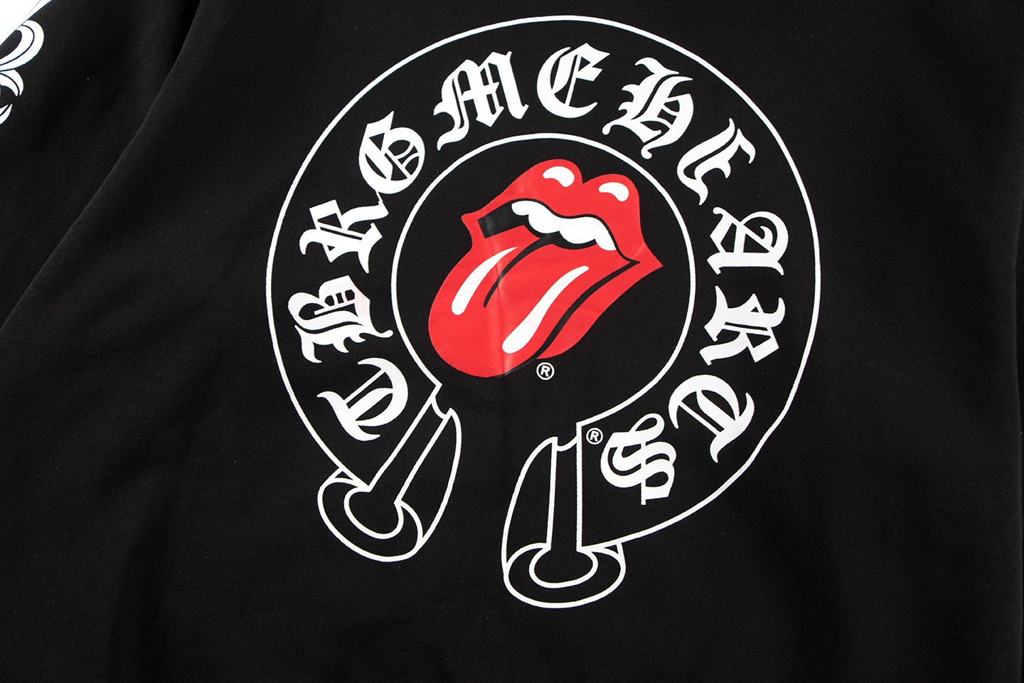 【CHROME HEARTS】クロムハーツ パーカー 男女兼用、ご好評に付き再入荷！