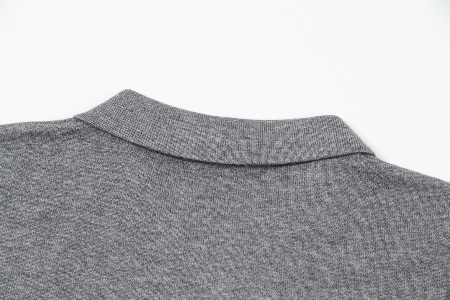 【BURBERRY旗艦店】バーバリー セーター ご好評に付き再入荷！