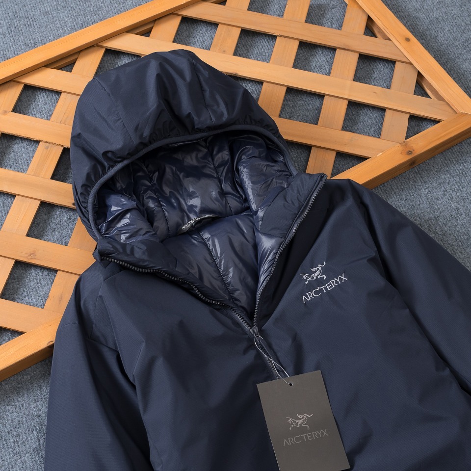 【ARC'TERYX旗艦店】ダウンジャケットご好評に付き再入荷！