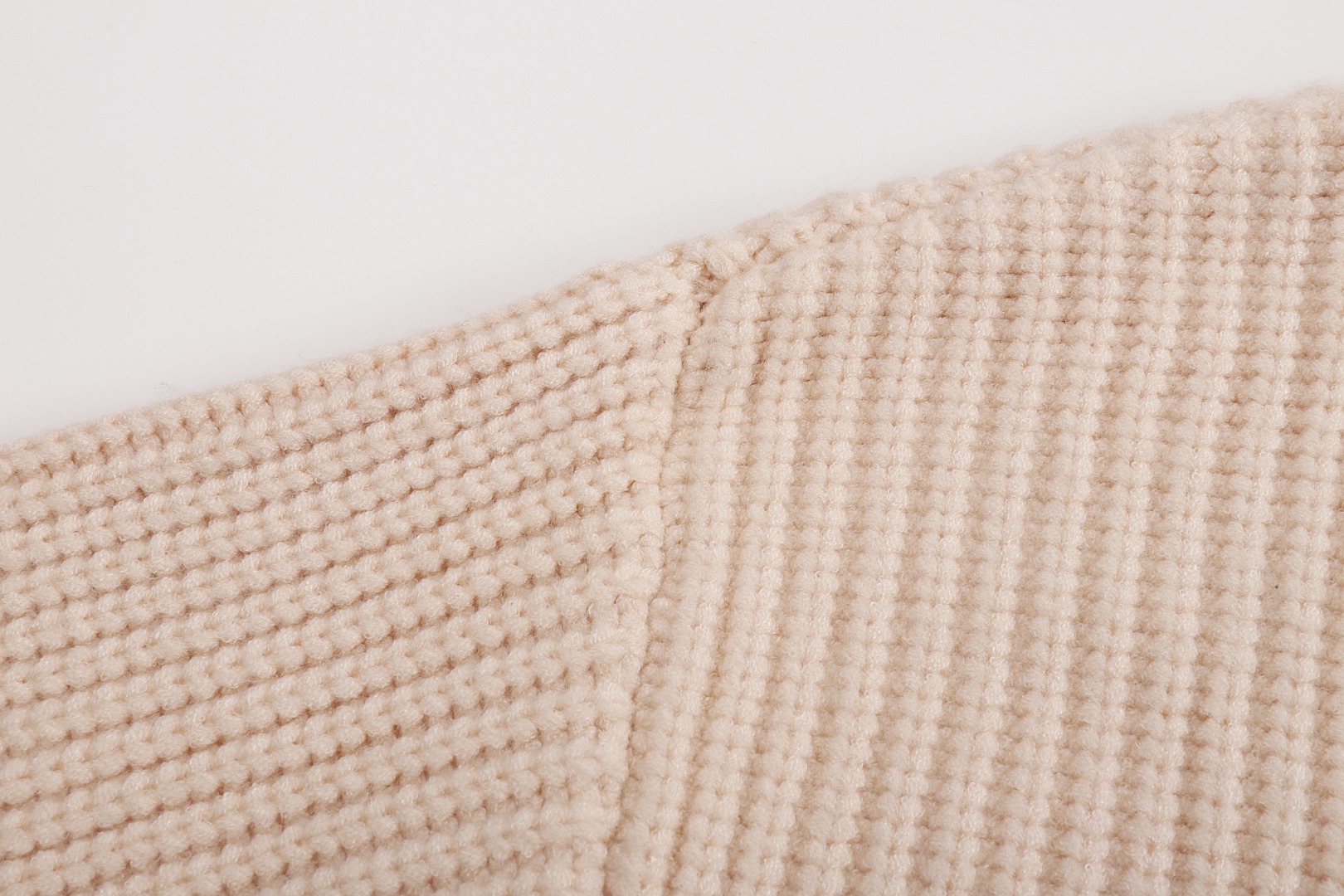 【AMI旗艦店】 ウールセーター 男女兼用 ご好評に付き再入荷！