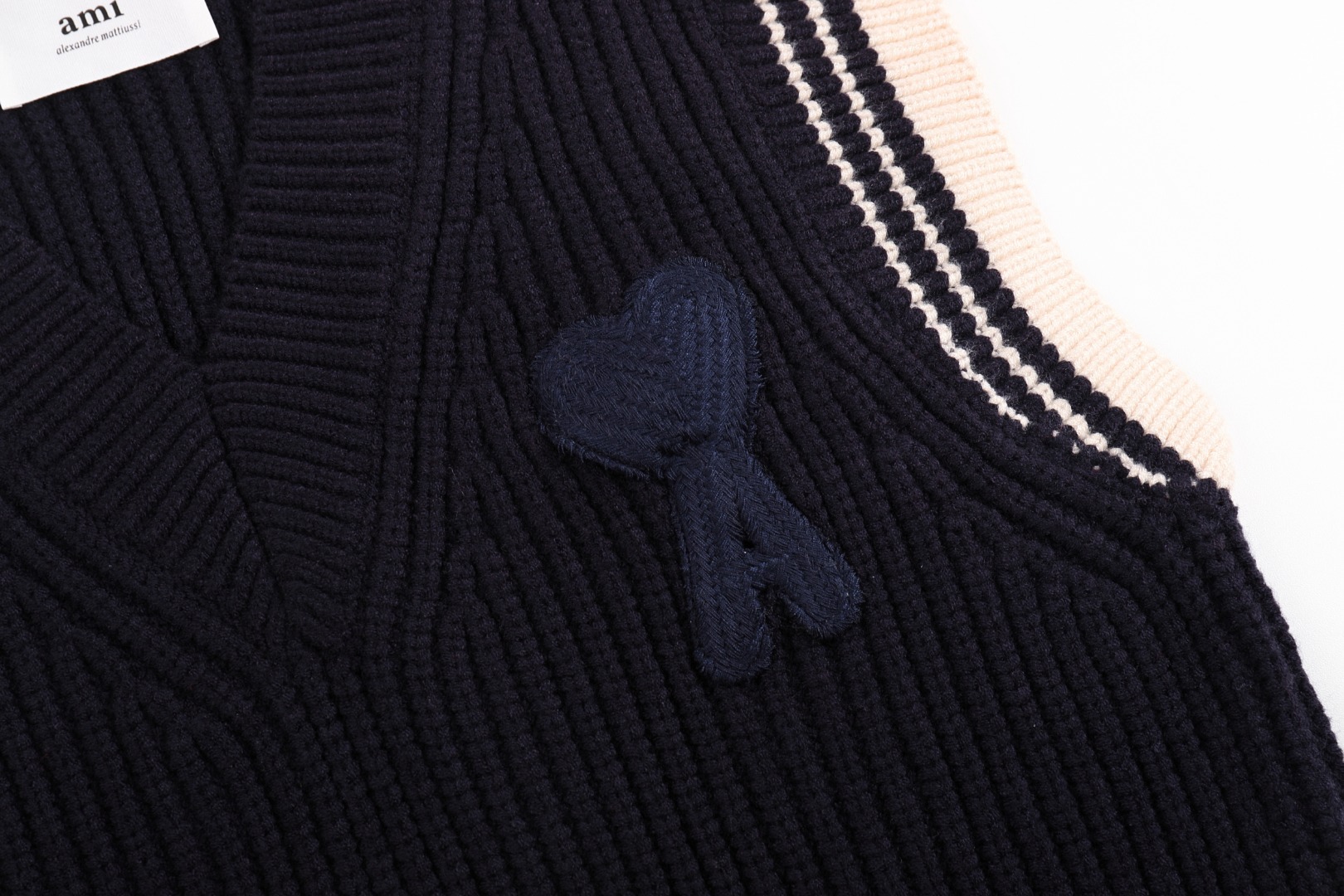 【AMI旗艦店】 ウールのベスト 男女兼用 ご好評に付き再入荷！